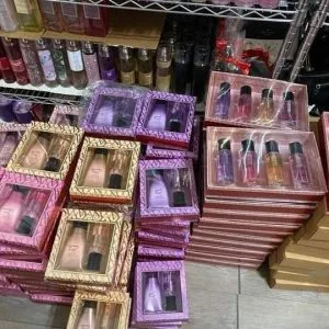 Liquidation-Pallets55-300x300