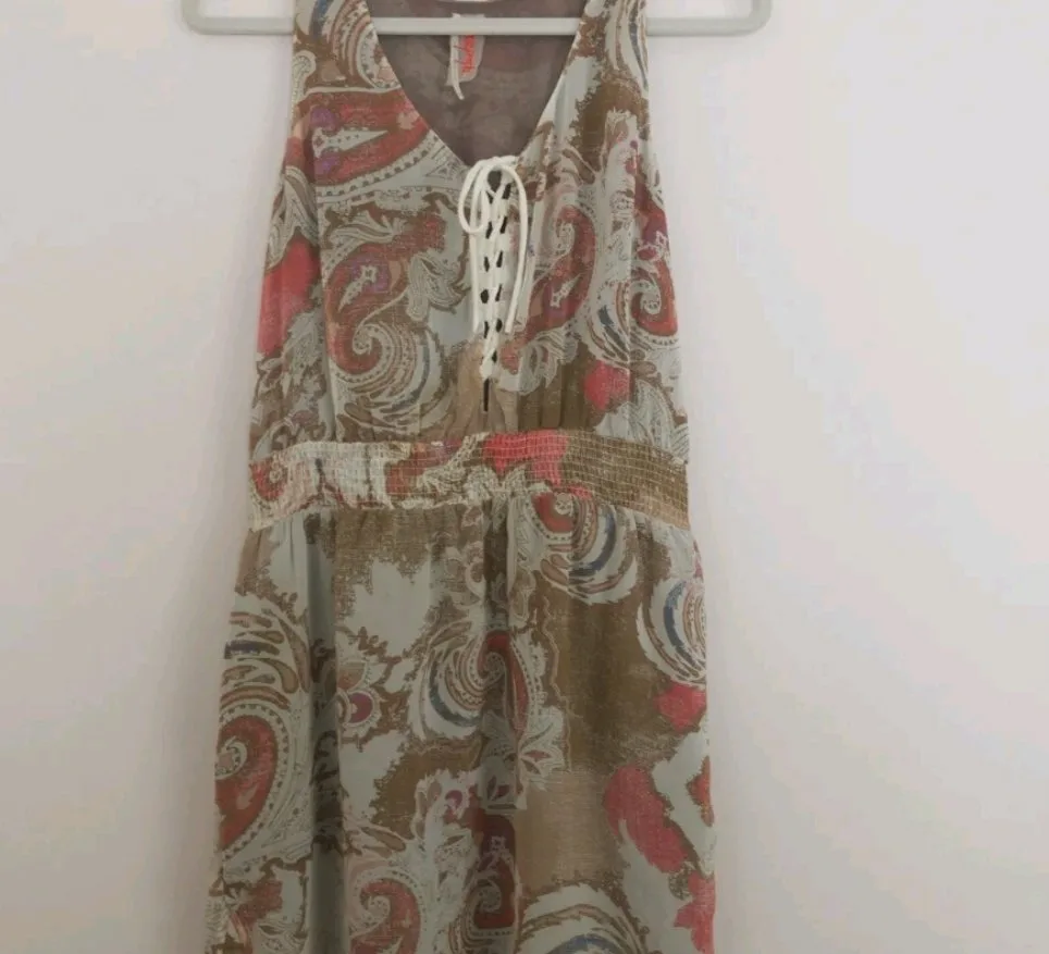 Pallets-of-Womens-Summer-Clothing