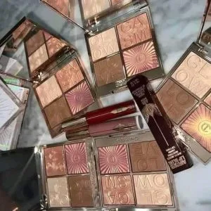 ladies-makeup-pallets4-300x300