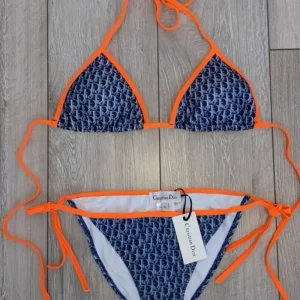 photo_2023-07-14_03-44-56-810x1013-1-300x300