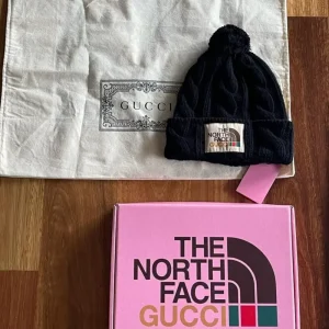 photo_2023-07-15_17-38-00-810x1013-1-300x300