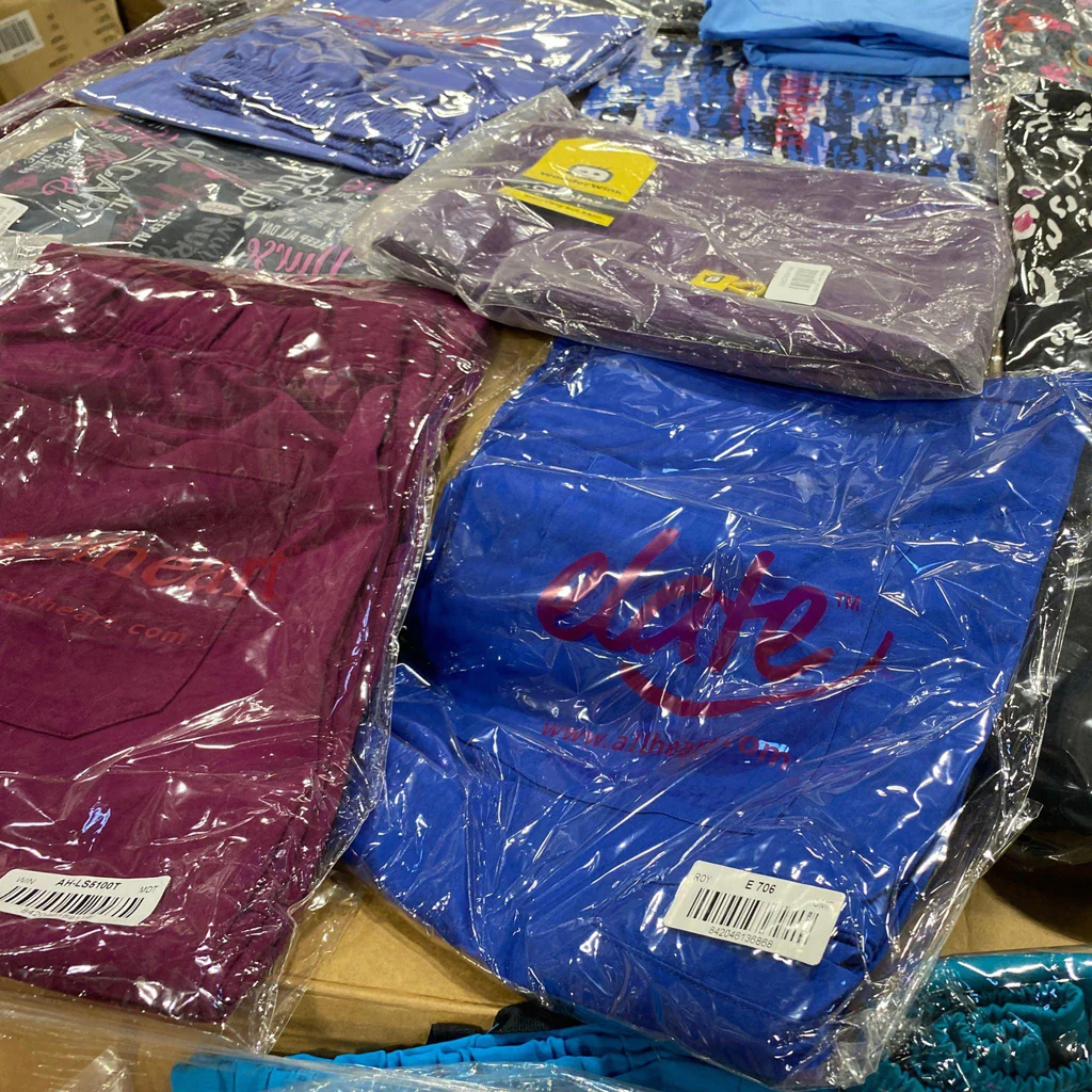 scrubs-clothing-pallet-approx-pallet-1080-1200-pcs-discount-wholesalers-inc-3_1024x1024